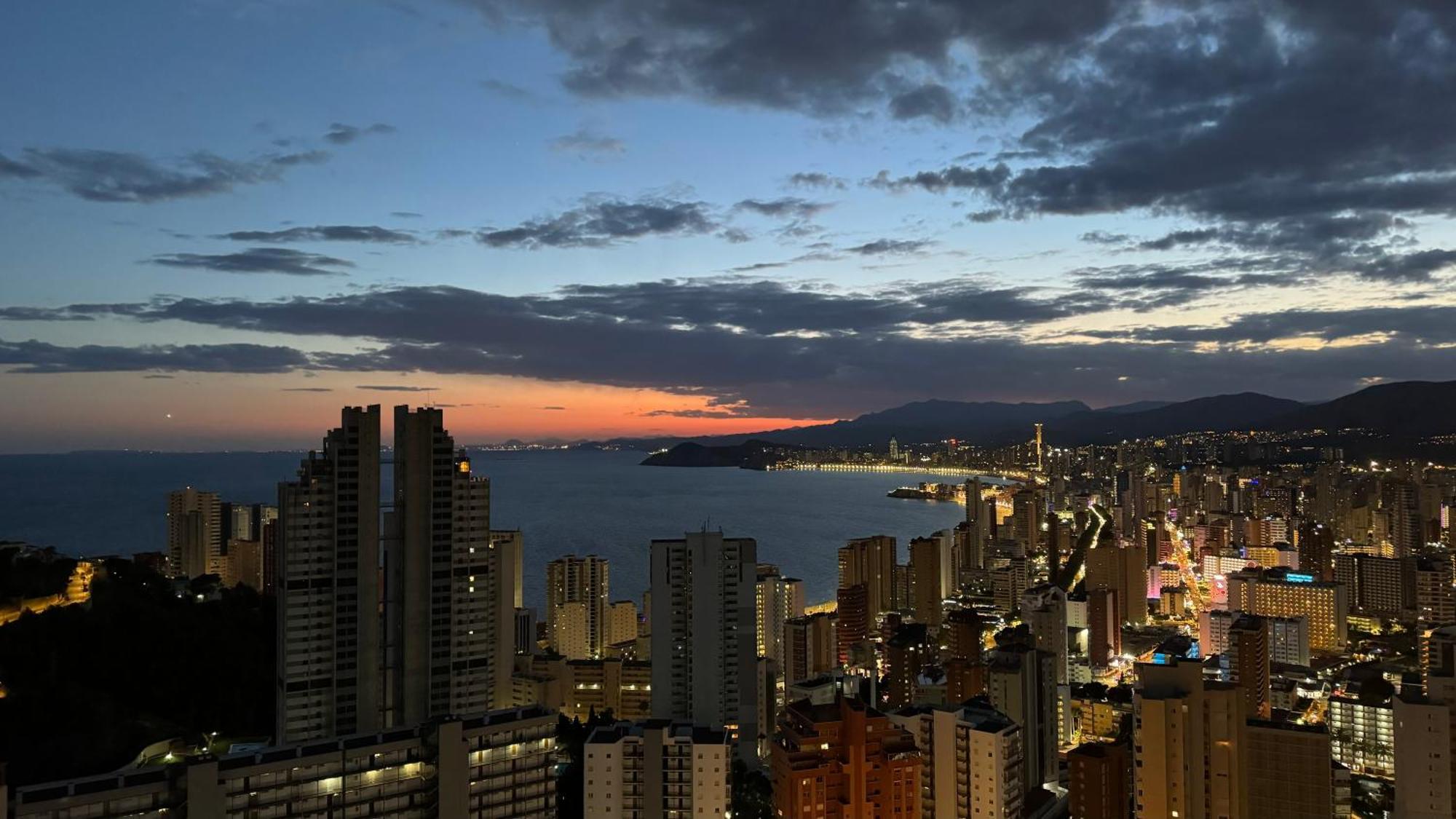 Planta 28 - 2 Dormitorios Con Vistas Benidorm Exterior photo